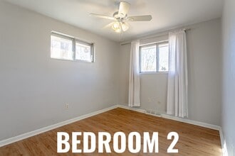 8490 Benton St in Arvada, CO - Foto de edificio - Building Photo