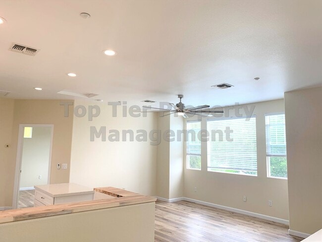 property at 5573 Coyote Ct