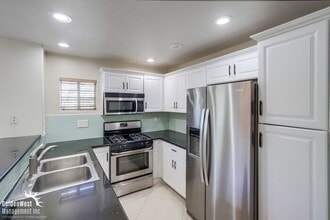 12634 Carmel Country Rd in San Diego, CA - Building Photo - Building Photo