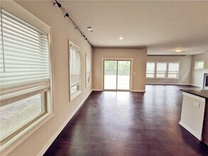 3525 Morgan Rd in Buford, GA - Building Photo - Building Photo