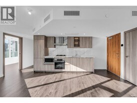 8608 Hazelbridge Wy in Richmond, BC - Building Photo
