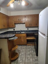 214 E Hawthorne St, Unit 214 in Brownsville, TX - Building Photo - Building Photo