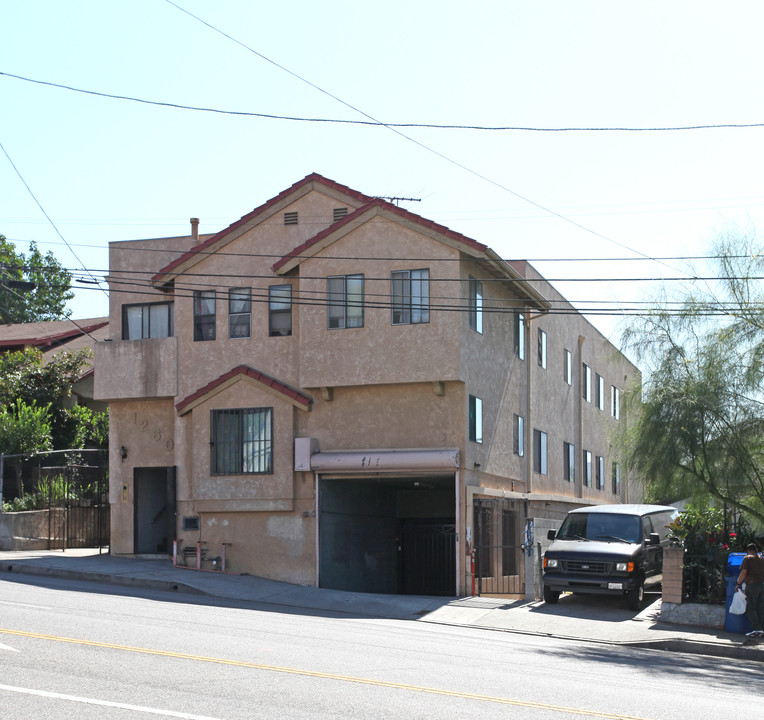 1260 Vin Scully Ave in Los Angeles, CA - Foto de edificio