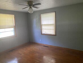 405 E 3rd St in Lamar, MO - Building Photo - Building Photo