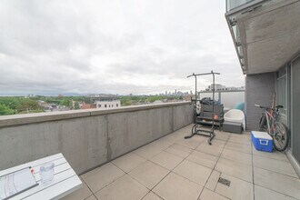 68 Abell St in Toronto, ON - Building Photo - Building Photo
