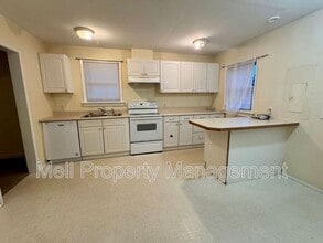 1514 Summit Dr in Shelton, WA - Building Photo - Building Photo