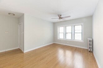 4837 N Wolcott Ave, Unit 3B in Chicago, IL - Building Photo - Building Photo