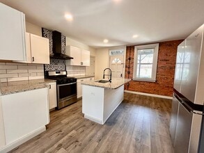 42 S Water St in Lancaster, PA - Building Photo - Building Photo