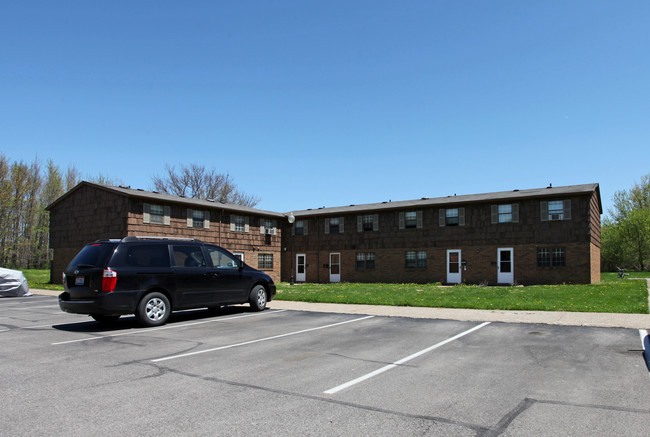 College Village Apartments in Oberlin, OH - Building Photo - Building Photo