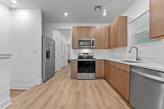 1922 W Fig St in Tampa, FL - Building Photo - Building Photo