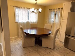 540 Kerry Lake Dr in Newport News, VA - Building Photo - Building Photo