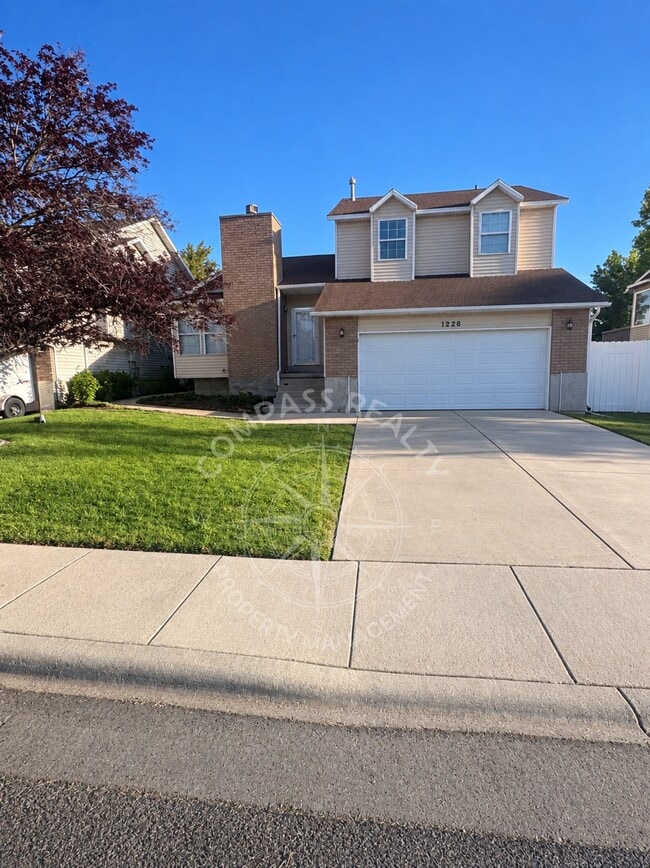 property at 1226 Brandonwood Dr