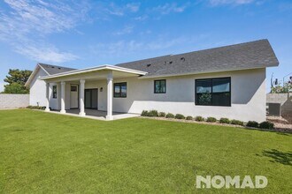 14341 E Williams Field Rd in Gilbert, AZ - Building Photo - Building Photo