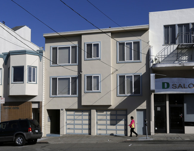 430 Taraval St in San Francisco, CA - Foto de edificio - Building Photo
