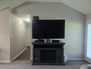 19 Chandler Loop in New Augusta, MS - Building Photo - Building Photo