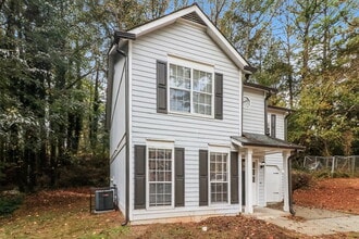 2959 Sugarcreek Ln in Atlanta, GA - Building Photo - Building Photo