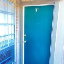 5704 Edgemoor Dr in Houston, TX - Building Photo - Building Photo