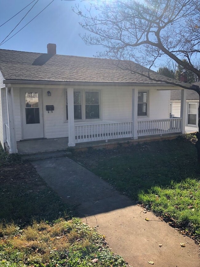 property at 704 Mansfield Ave