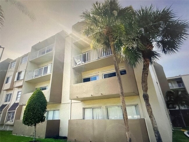 7715 SW 86th St in Miami, FL - Building Photo - Building Photo