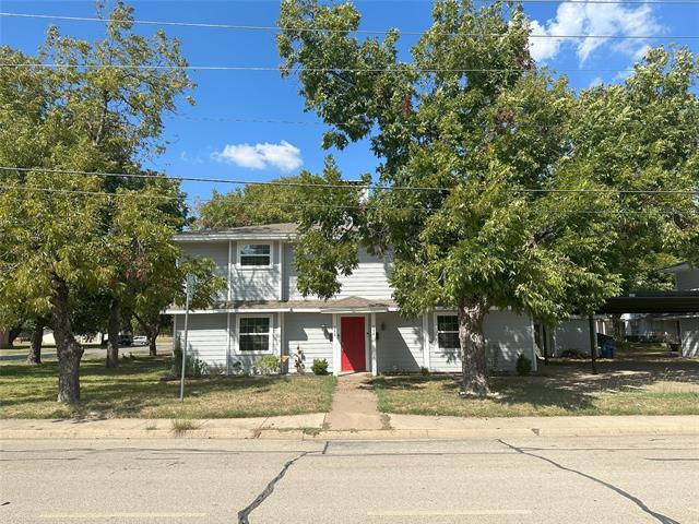 property at 204 E Rucker St