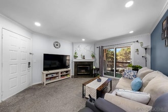 12015 Alta Carmel Ct in San Diego, CA - Building Photo - Building Photo