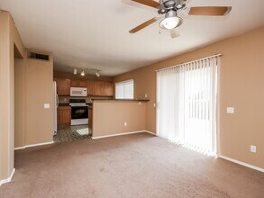 250 W Juniper Ave in Gilbert, AZ - Building Photo - Building Photo