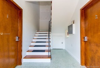 7430 Carlyle Ave-Unit -4 in Miami Beach, FL - Building Photo - Building Photo