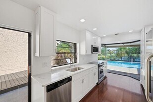6488 Pond Apple Rd in Boca Raton, FL - Building Photo