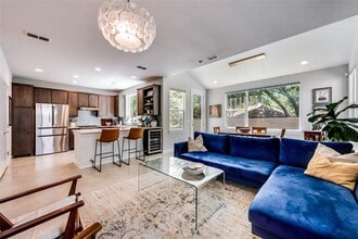 6592 Arborist Ln in Dallas, TX - Building Photo - Building Photo