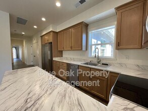 266 E 6th Ave in Chico, CA - Building Photo - Building Photo