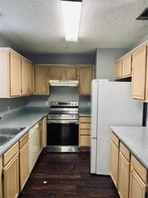 731 Valley Spring Dr in Arlington, TX - Building Photo - Building Photo