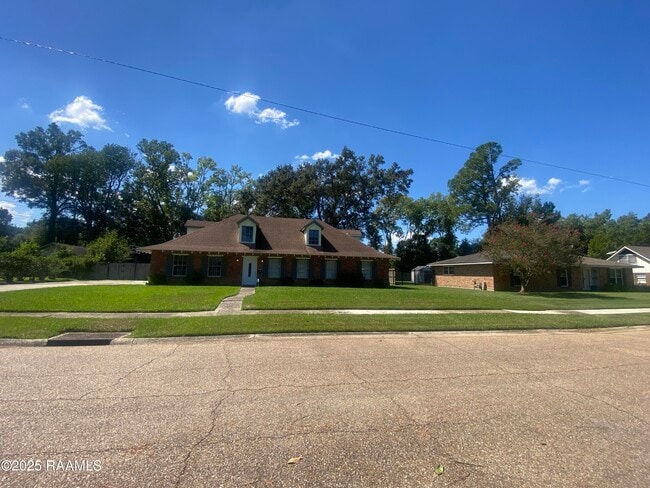 1656 Bellridge Dr in Baton Rouge, LA - Building Photo - Building Photo