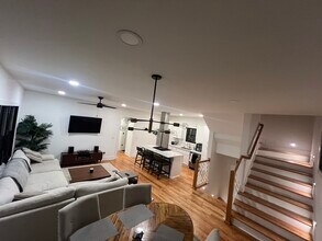 1258 1st Ave S, Unit A in Nashville, TN - Building Photo - Building Photo