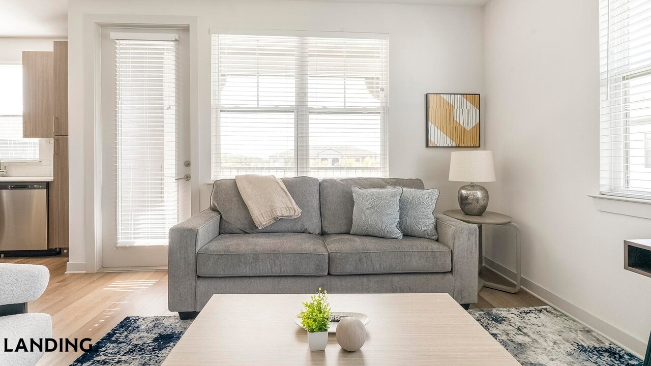 11900 Marquina Blvd, Unit 1237 in Ft. Myers, FL - Building Photo