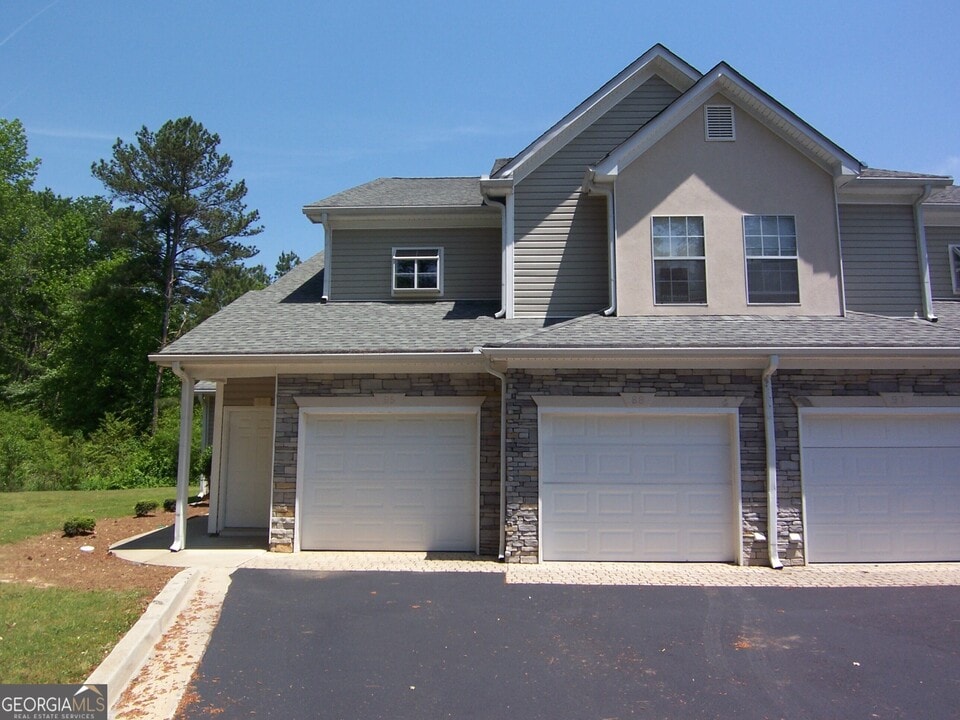 95 Bay Branch Blvd in Fayetteville, GA - Building Photo