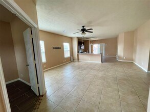 10803 Woodwind Shadows Dr in Cypress, TX - Building Photo - Building Photo