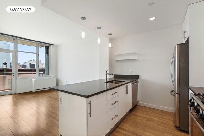 378 Union Ave in Brooklyn, NY - Building Photo - Building Photo