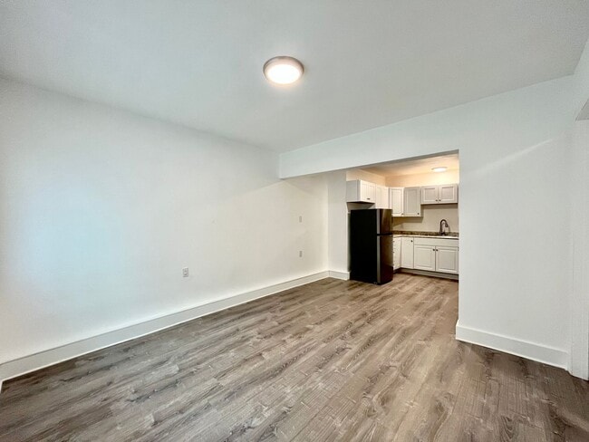 4205 34th Ave W, Unit 4205.5 in Seattle, WA - Building Photo - Building Photo