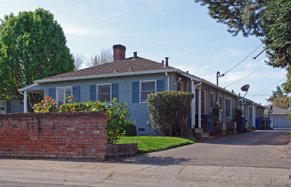 3610 I St in Sacramento, CA - Building Photo