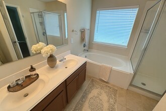 564 Travertine Trail in Buda, TX - Building Photo - Building Photo