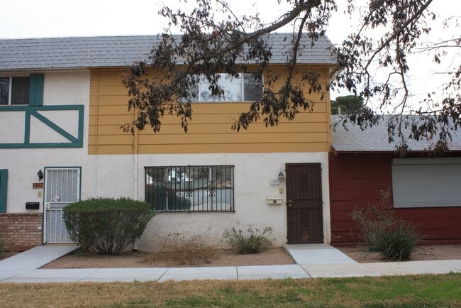 property at 269 Greenbriar Townhouse Way