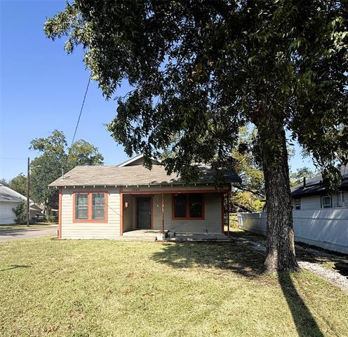 1444 W 6th Ave in Corsicana, TX - Building Photo - Building Photo