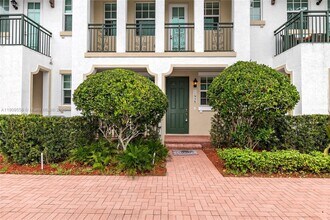 11958 SW 27th Ct in Miramar, FL - Building Photo - Building Photo