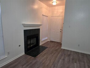 4417 Lendall Ln in Austin, TX - Building Photo - Building Photo