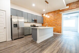 2200 Auburn in Cincinnati, OH - Building Photo