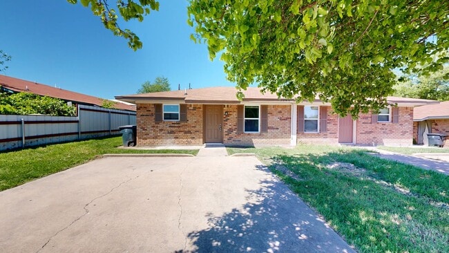 1203 Charisse St in Killeen, TX - Building Photo - Building Photo