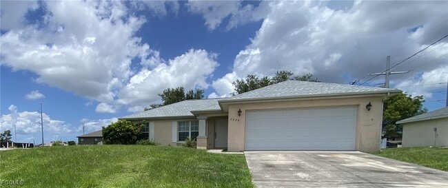 property at 2320 NE Juanita Pl