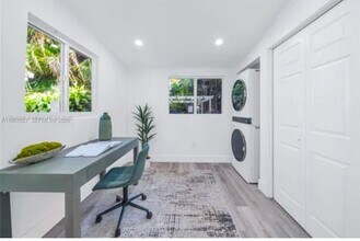 15 Oviedo Ave in Coral Gables, FL - Building Photo - Building Photo