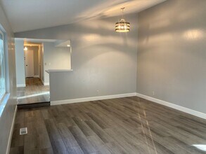 2650 Starks Wy in Reno, NV - Building Photo - Building Photo