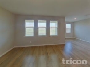 231 Jenkinson Dr in Fate, TX - Building Photo - Building Photo